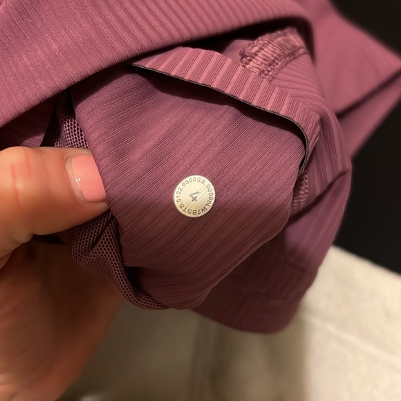 Base Pace High-Rise Ribbed Short 8" - Picture 5 of 5